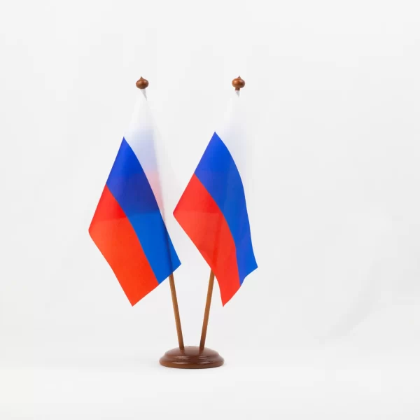 Настольный флаг России (РФ) 15х22 см Искусственный шелк