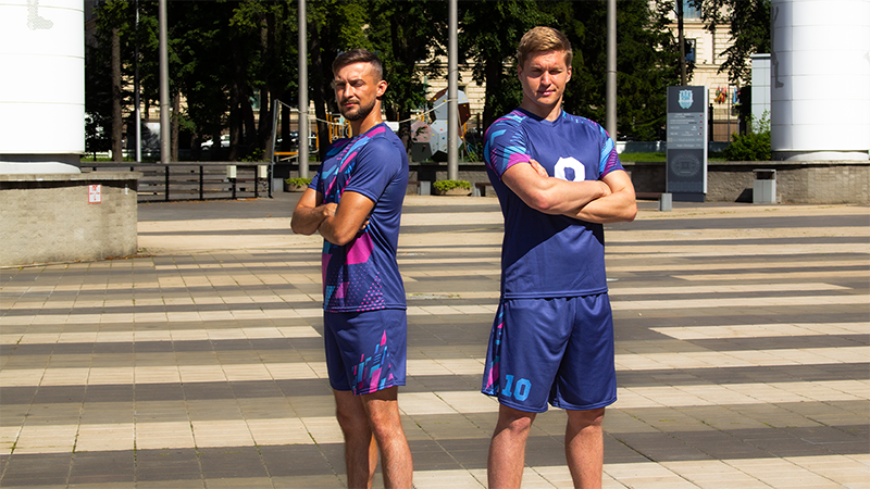 спортсмены в одежде с сублимационной печатью